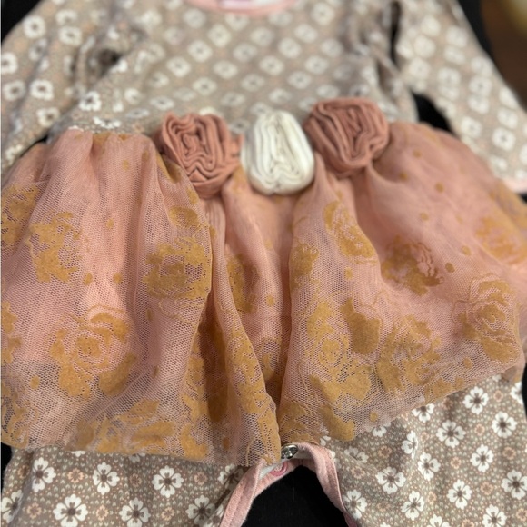 Floral Baby Romper with Tulle Skirt - Picture 3 of 5